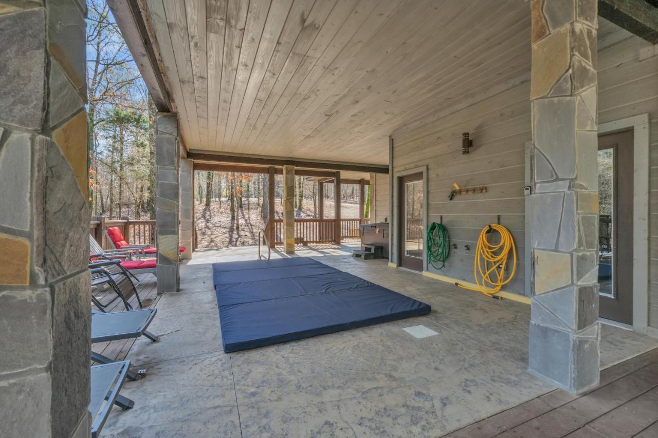 Merlot Mountain - Heated Spa Pool And Hot Tub! Cabin Broken Bow Exteriör bild