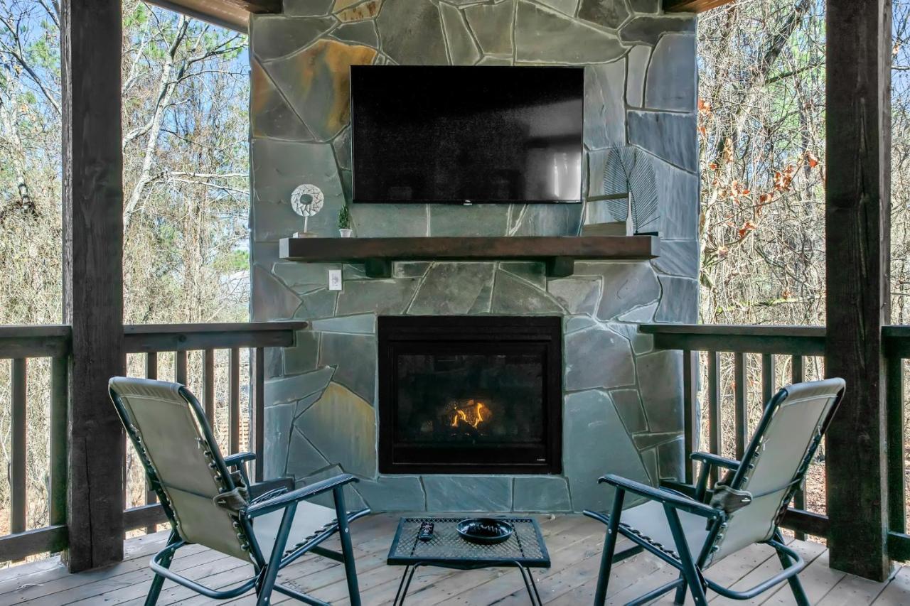 Merlot Mountain - Heated Spa Pool And Hot Tub! Cabin Broken Bow Exteriör bild