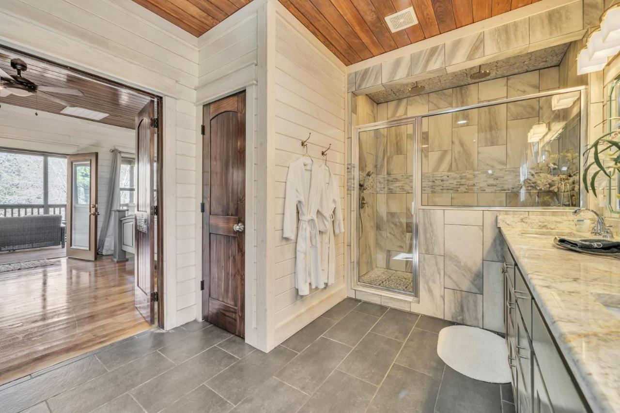 Merlot Mountain - Heated Spa Pool And Hot Tub! Cabin Broken Bow Exteriör bild