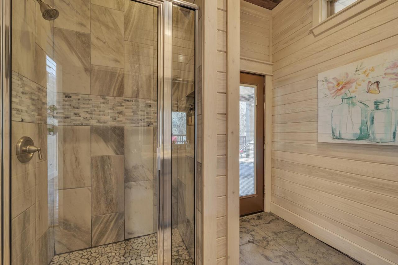 Merlot Mountain - Heated Spa Pool And Hot Tub! Cabin Broken Bow Exteriör bild